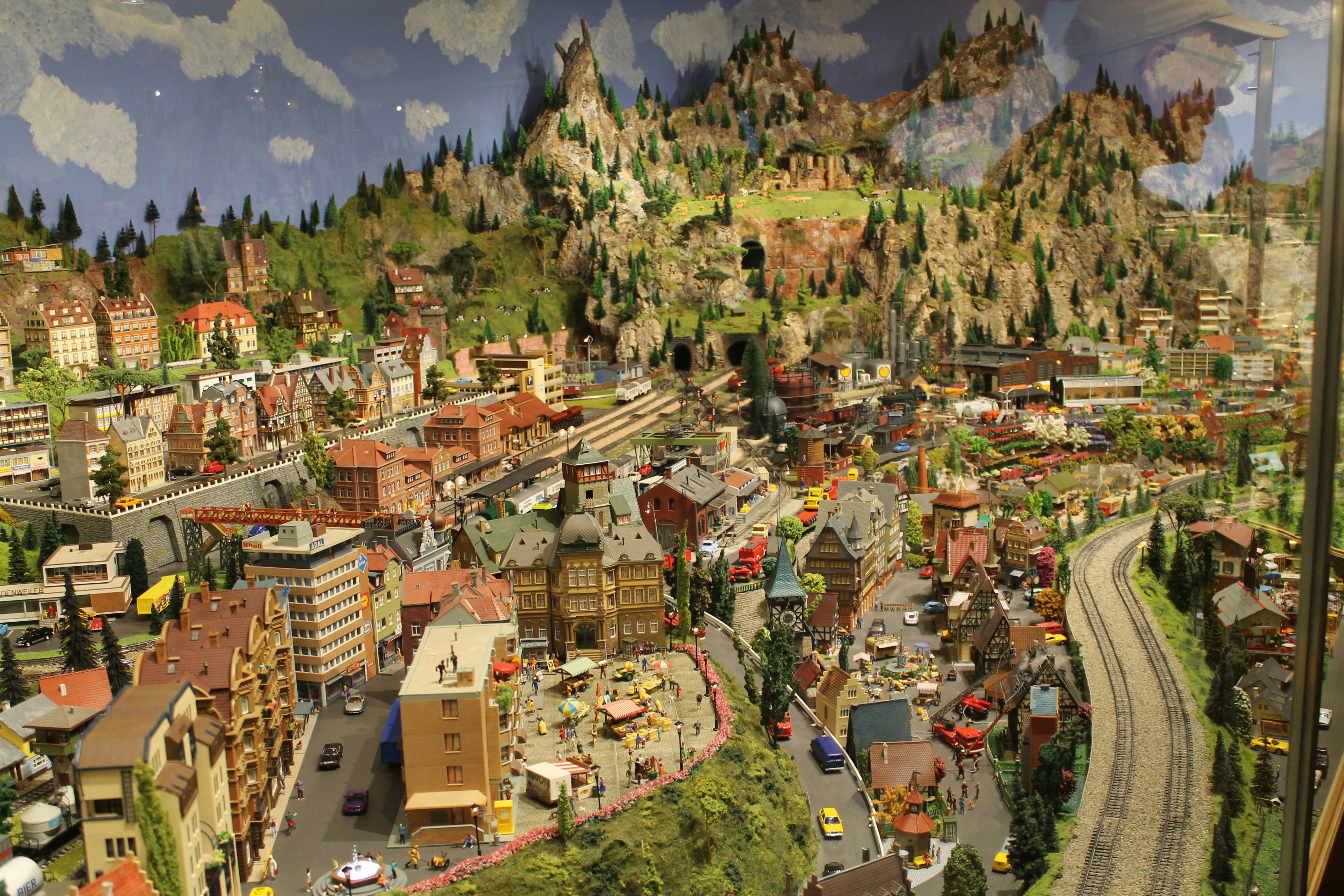 Visit The Osoyoos Desert Model Railroad