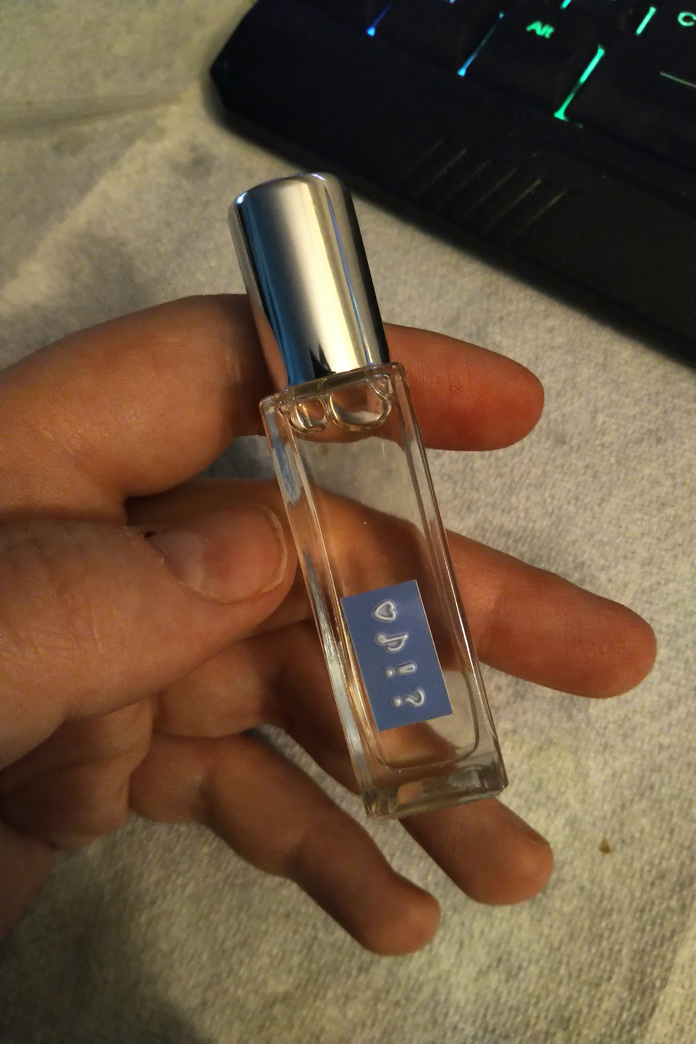 Create Your Own Perfume Delivery from Toronto's LOHN