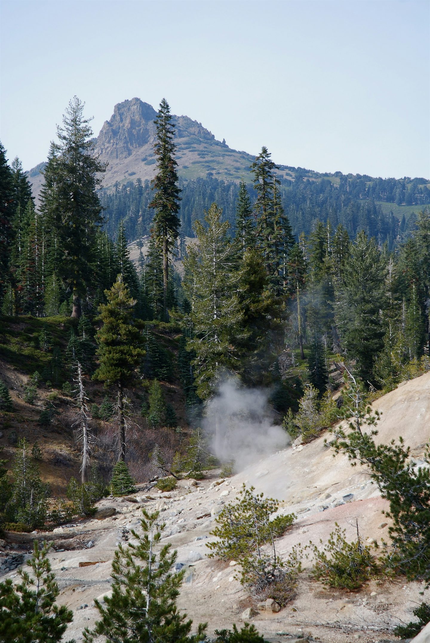 15 Top Things to Do in Lassen Volcanic National Park - The National Parks  Experience