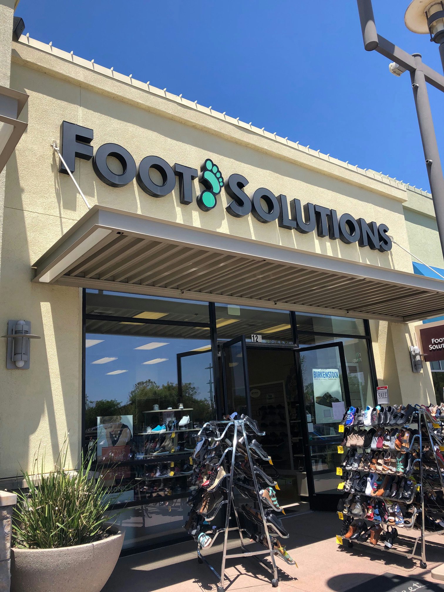 Foot solutions - Village Victoria