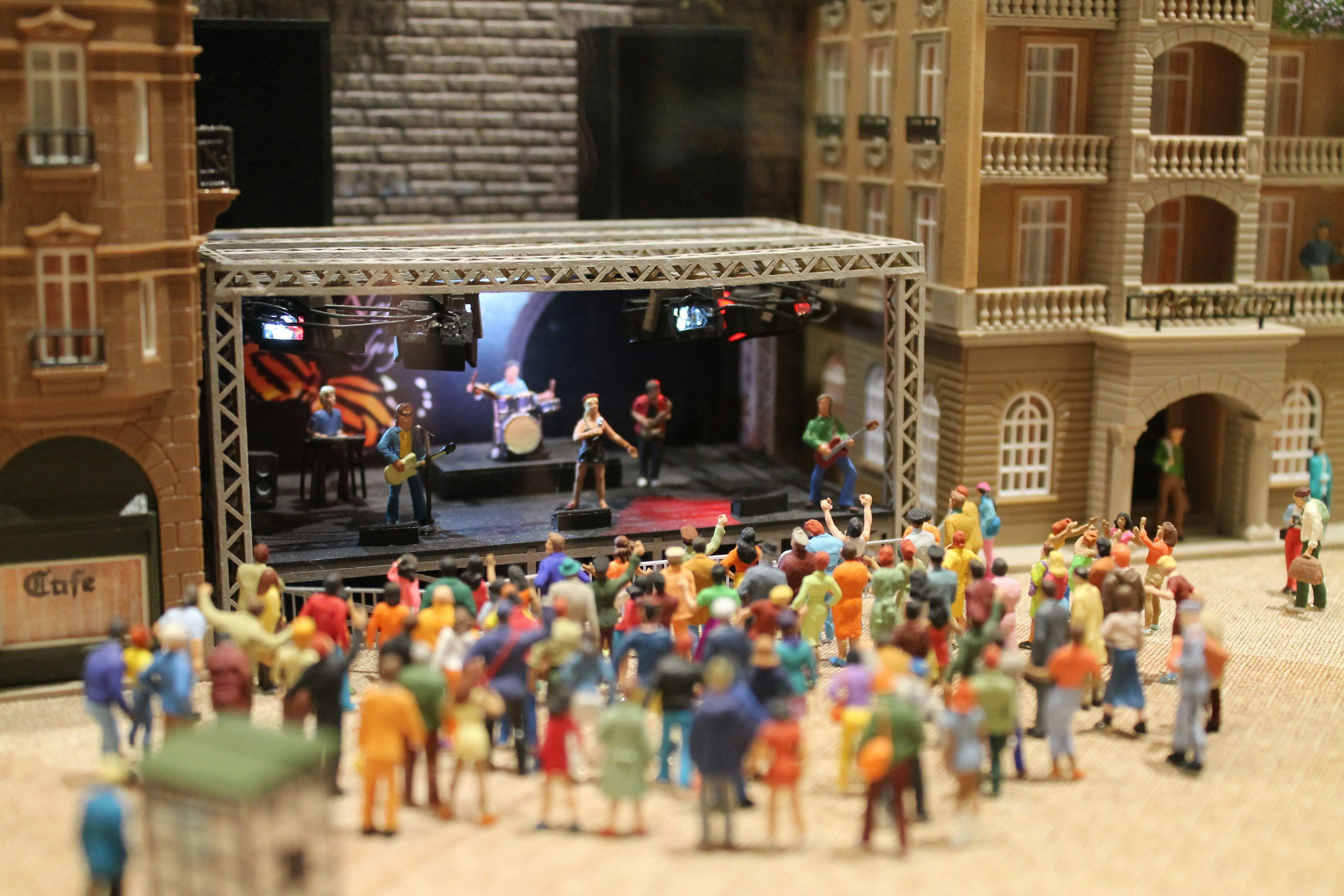 Visit The Osoyoos Desert Model Railroad