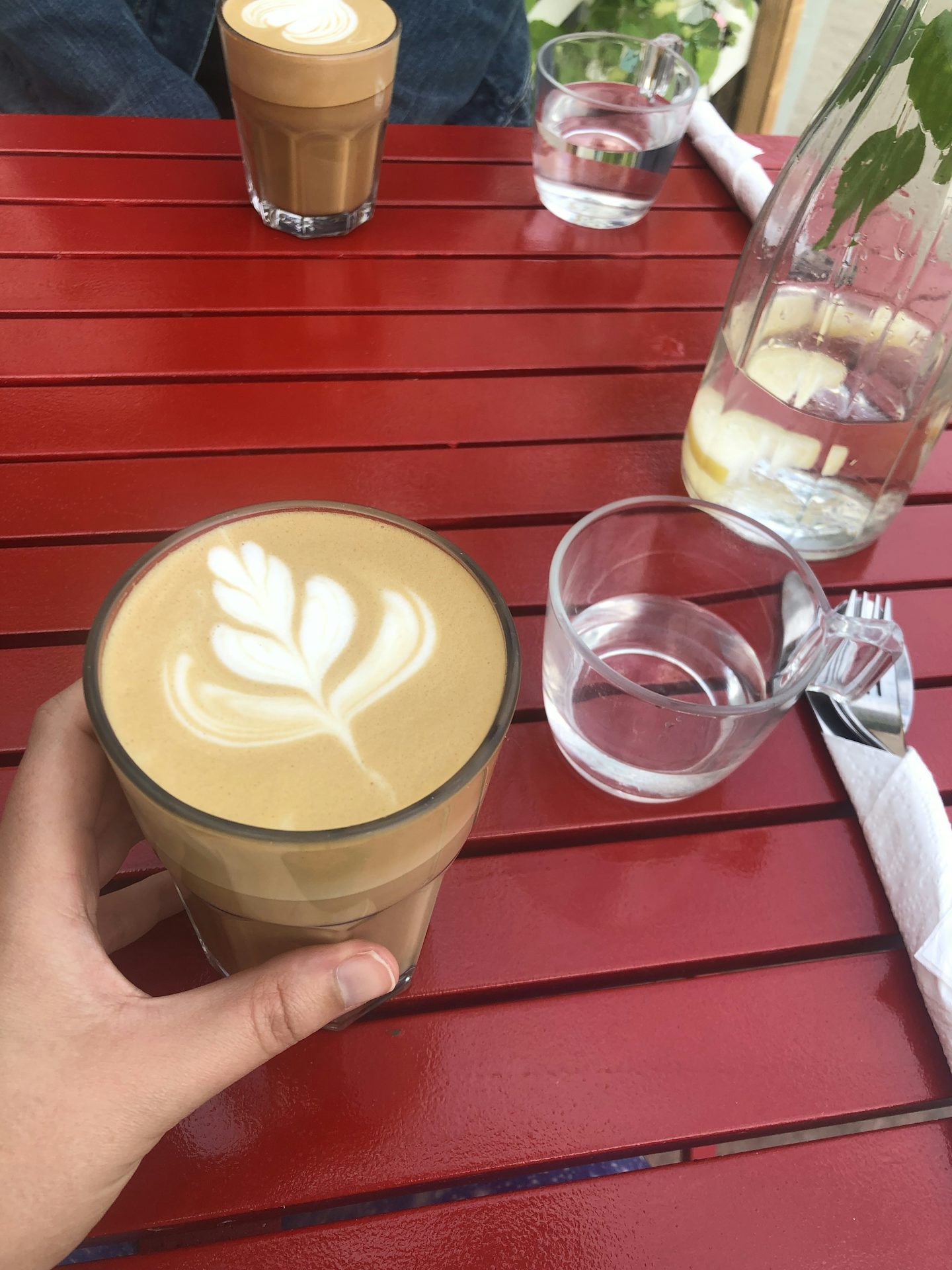 We recently got to visit Leni Poki, an adorable new café in Leslievill